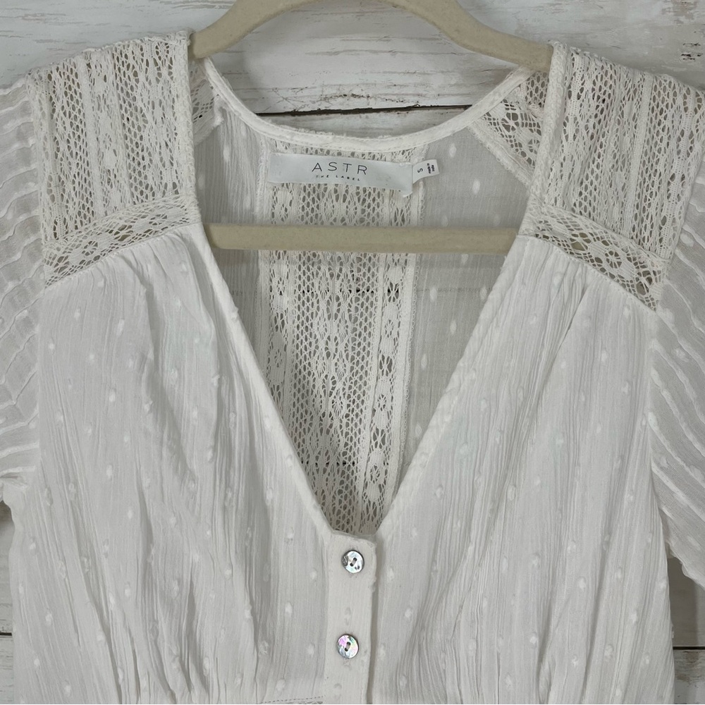 ASTR the Label Honeymoon Lace Midi Dress White Size S Pin-tuck Lace Cotton NWT - Picture 7 of 16
